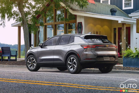 2024 Chevrolet Equinox EV, 1LT version